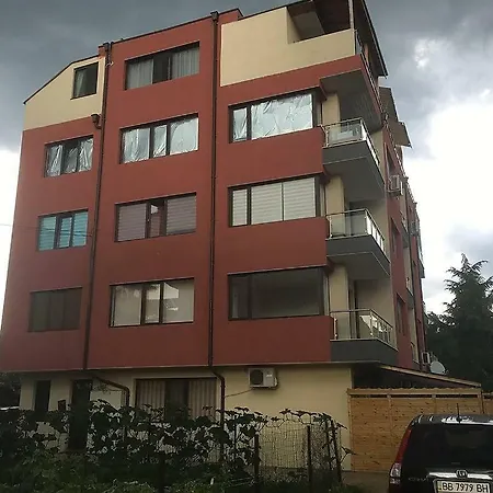 Апартаменти 